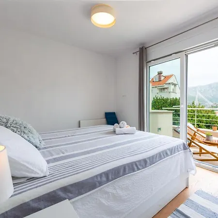 Laneli Apartment